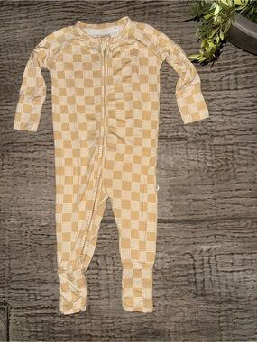 Brave Little Ones bamboo zippy size 3-6 months tan check